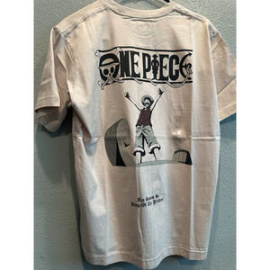 2xl left-Uniqlo x One Piece Anime 25th anniversary